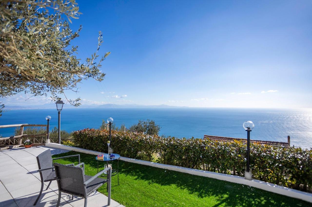 Holidays Perla d'Amalfi Bagian luar foto