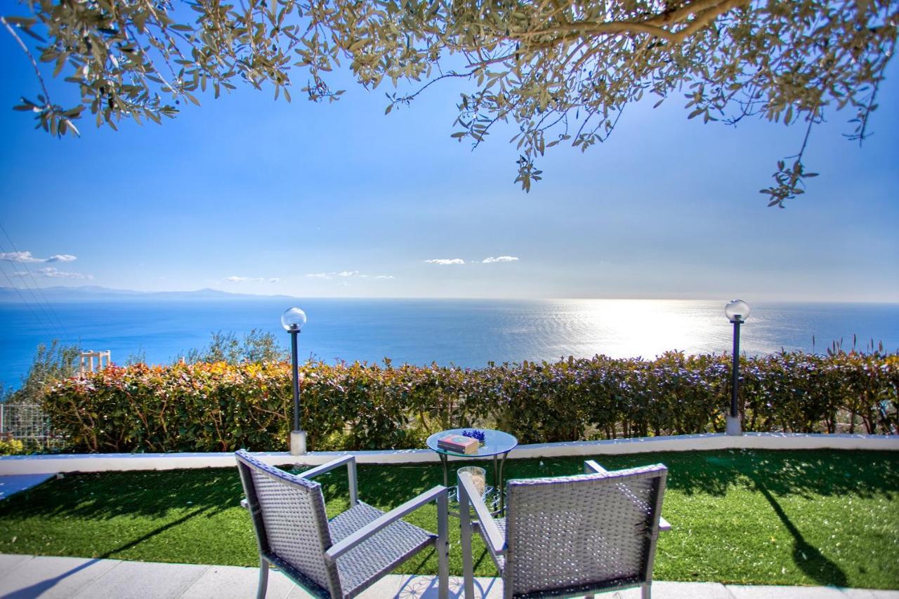Holidays Perla d'Amalfi Bagian luar foto